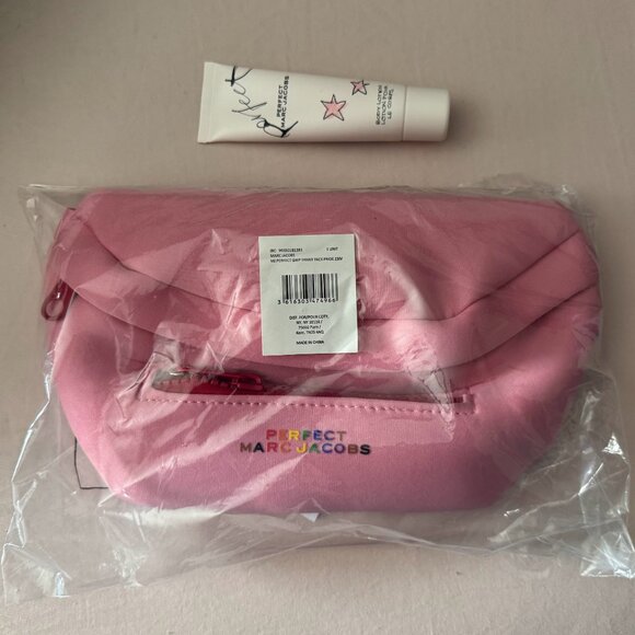 NWT Marc Jacobs Rainbow Pride Fanny Pack and Perfect Lotion - Picture 2 of 4